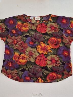 Bentley Women’s Floral Short-Sleeve Blouse in Multi-Color Size M